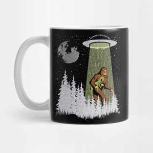 Funny Bigfoot And Alien Eating Tacos! Sasquatch Ufo Mug